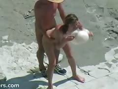 Amateur Beach Sex Standing Doggie Facecam